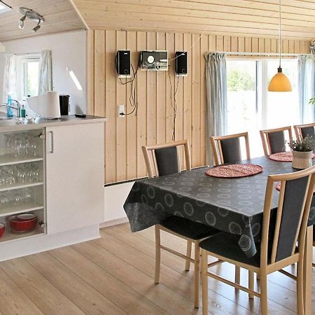 8 Person Holiday Home In V Ggerl Se Bøtø By Extérieur photo