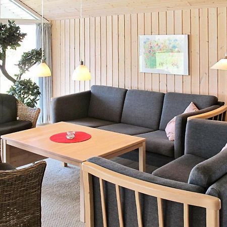 8 Person Holiday Home In V Ggerl Se Bøtø By Extérieur photo